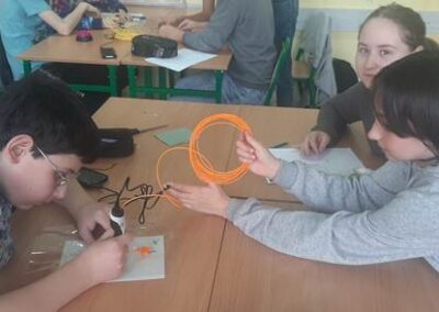 W związku z Światowym Dniem Wody w klasie 7 b odbyła się ciekawa lekcja – połączenie biologii i geografii.