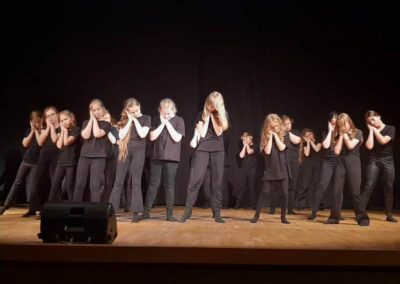 Grupa teatralna KAGAMI w ostatnim czasie brała udział w finale Festiwalu Małych Form Teatralnych KAROLek w Krakowie (jako jedna z pięciu grup wybranych spośród 25 zespołów z całej Polski) oraz w 11. Konfrontacjach Teatrów Dzieci i Młodzieży TEATRALNE LUSTRA w Brzesku.