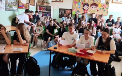 🎉 40 lat minęło – jubileuszowy konkurs dla uczniów klas siódmych! 🎉
