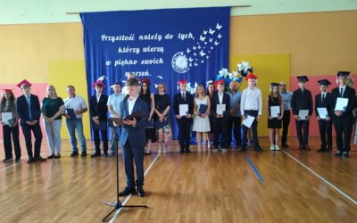 Akademia z okazji zakończenia roku szkolnego